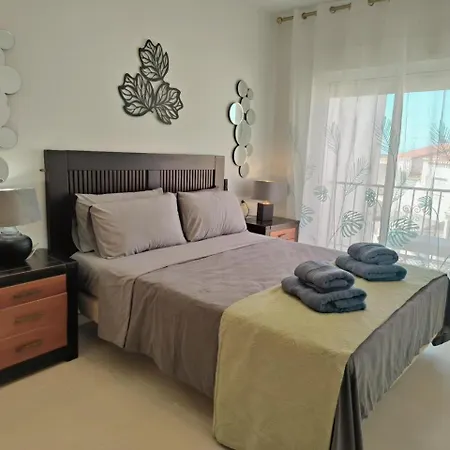 Casa En *