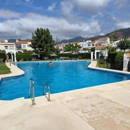 Casa En Dom wakacyjny Nerja